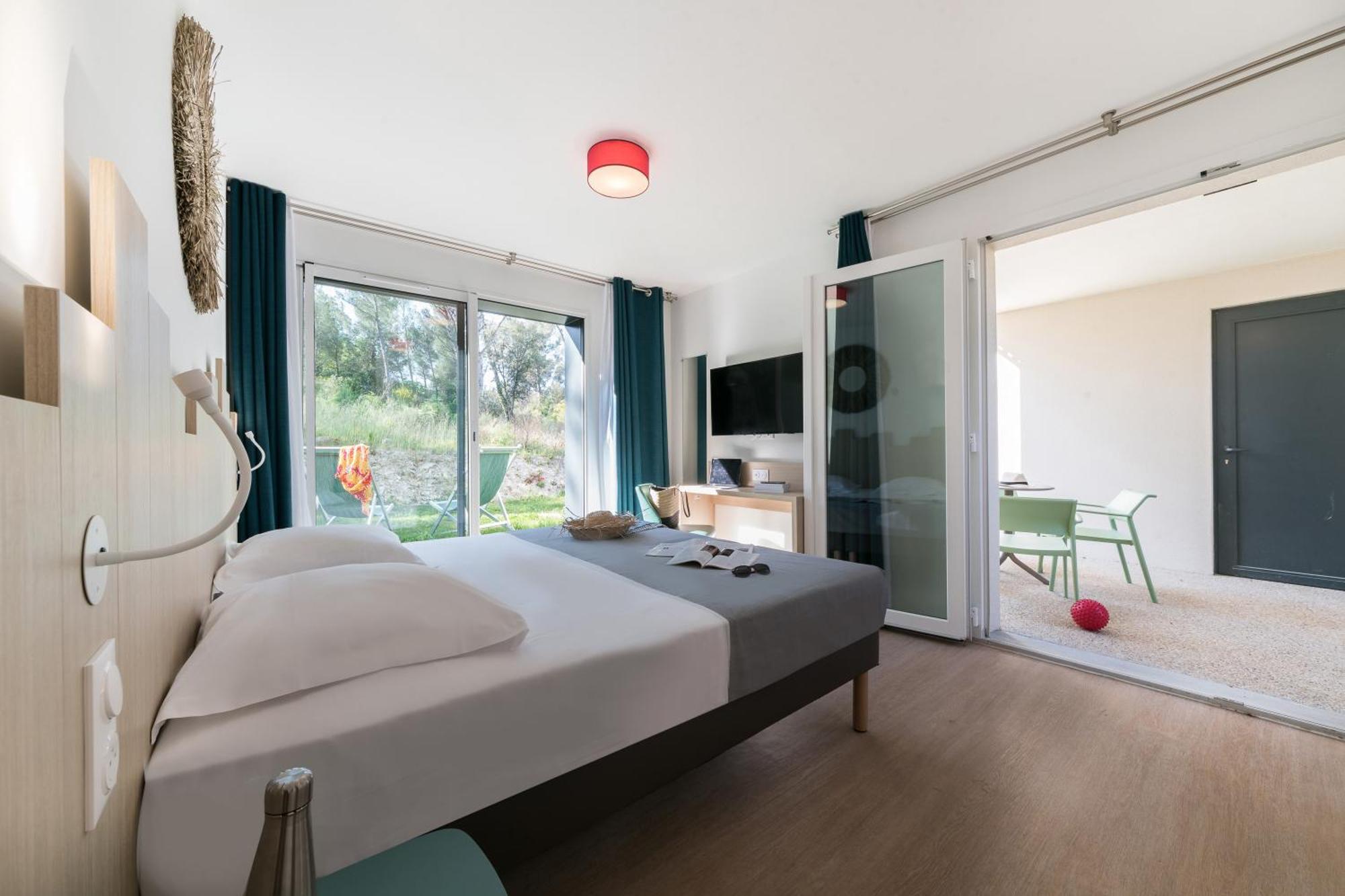 Belambra Clubs L'Isle Sur La Sorgue - Domaine De Mousquety Otel Dış mekan fotoğraf